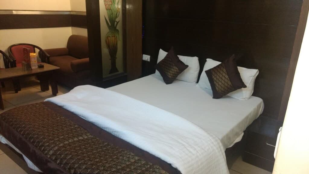 Hotel Sun Village — Super Deluxe